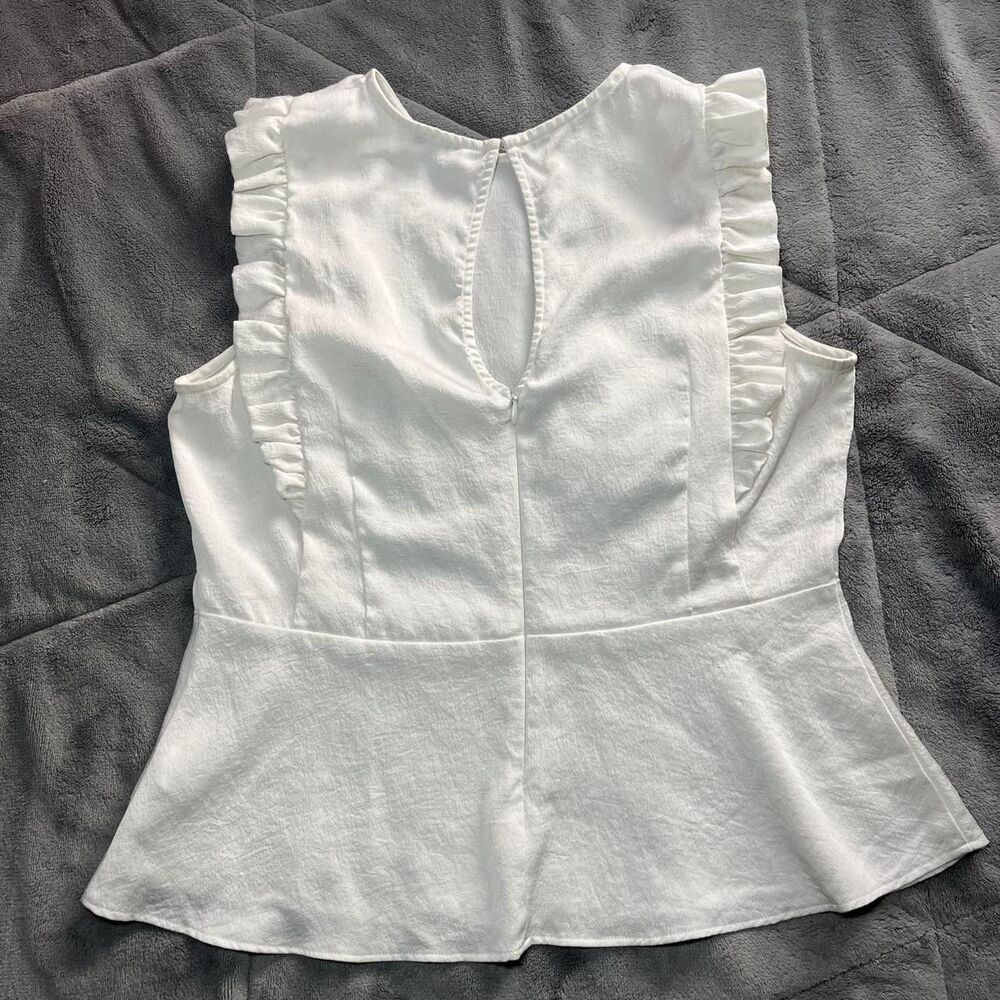 Express Flutter/Ruffle Sleeve Keyhole Back Busine… - image 2